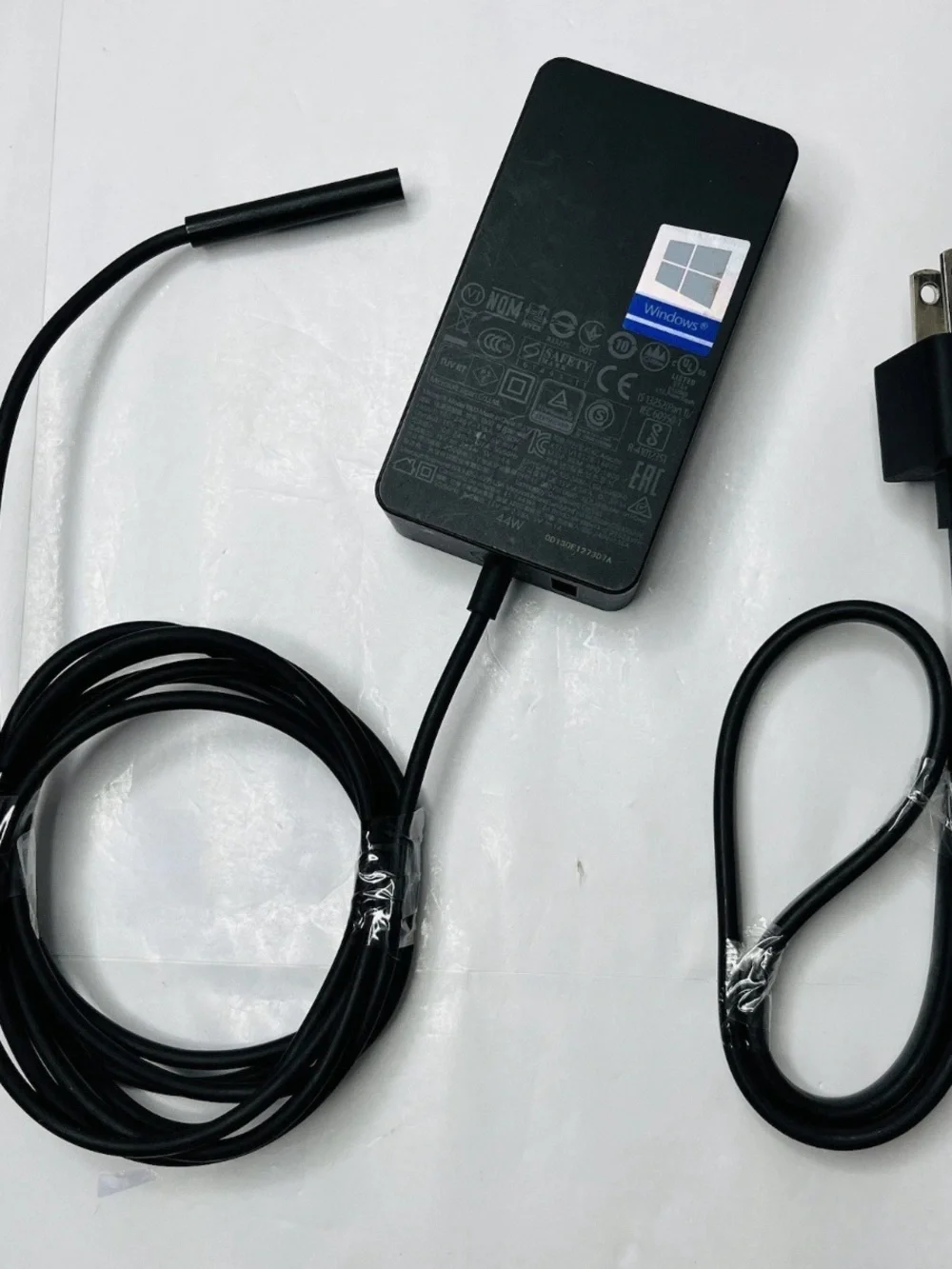 Microsoft Surface Pro 3 4 5 6 Pro 7 X 1800 Power Supply Charger 44W genuine